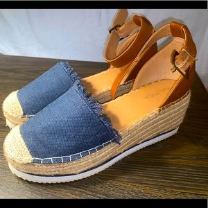 Nautica Wedge Platform Blue & Tan Shoes Size 10